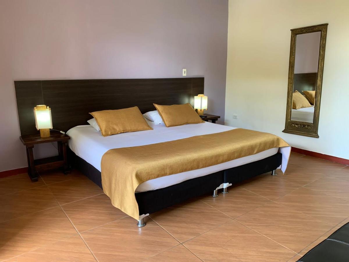Finca Hotel La Quinta Porra Armenia  Luaran gambar